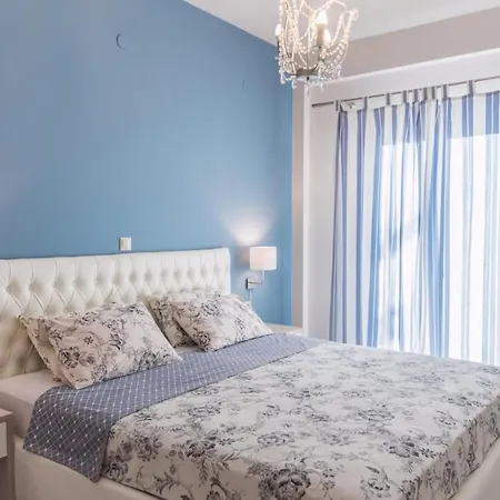 Athena Apartament *