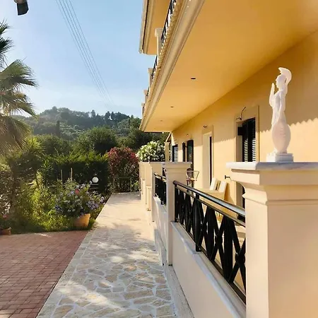 Athena Apartament *