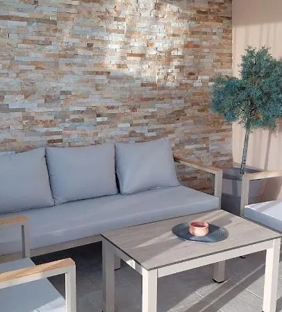 Athena Apartament Vitaládes