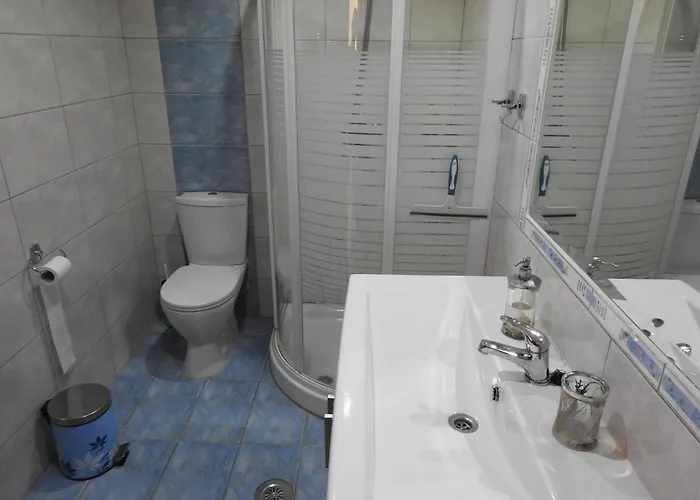 Athena Apartman *